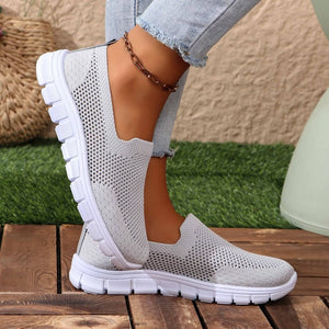 Breathable Mesh Round Toe Slip-Ons